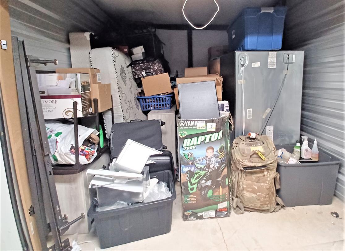 Storage Unit Auction in Vicksburg, MS at Red Dot Storage 106 ends on